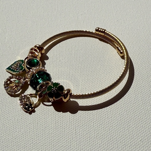 Charm Bangle Bracelet – Green Beads & Heart Dangle Accents - Picture 5 of 8